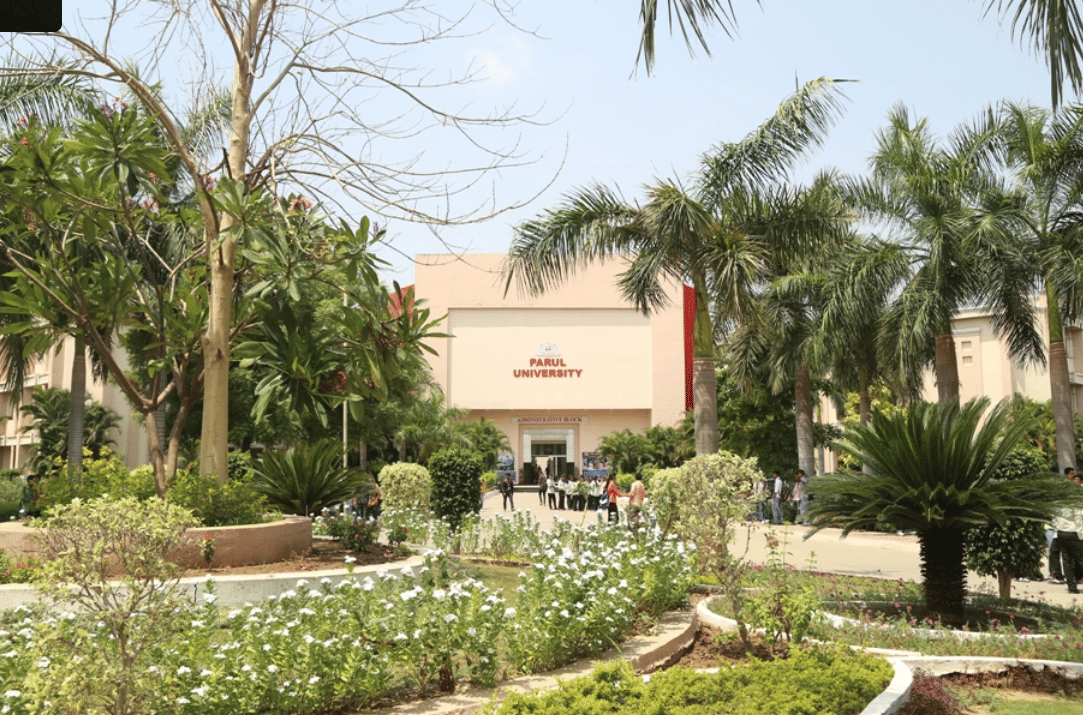 Parul University Vadodara Campus photo (38) by Pranav Sinha
